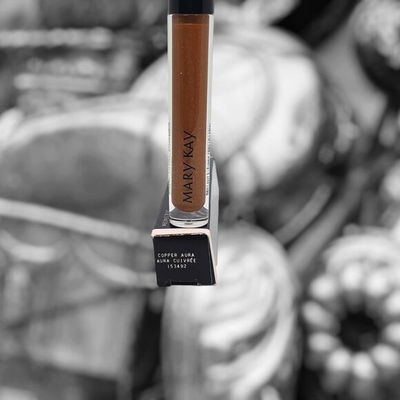 Copper Aura Unlimited Lip Gloss - Mary Kay - Picture 4 of 7